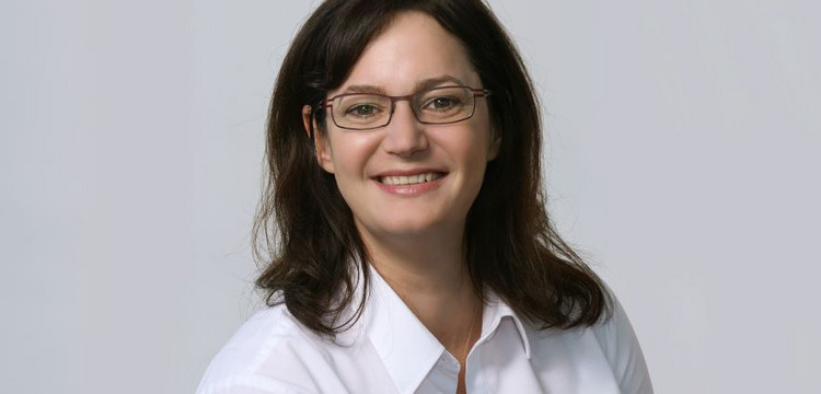 Ilona Reinholz,  Service-Annahme / zertifizierte  Verkaufsberaterin